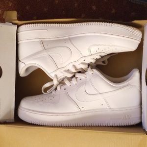 Nike Air Force 1